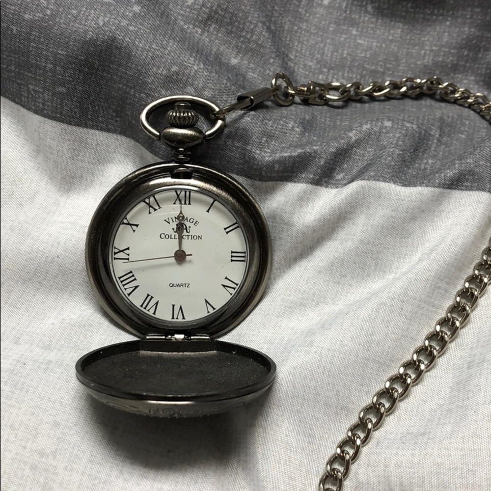 Chicago pocket watch (needs battery)